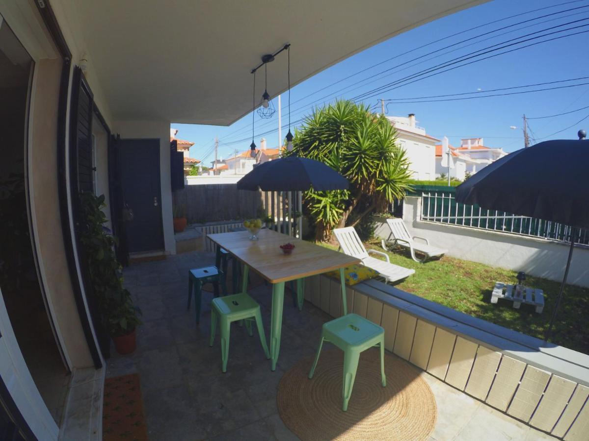 Lisbon Waves Surf Lodge Almada Exterior foto